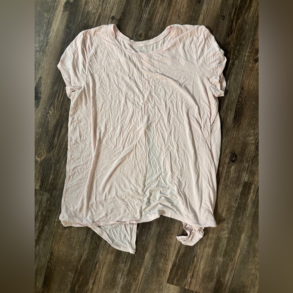 Lululemon Pink Split Back Short Sleeve T-Shirt, size 12
